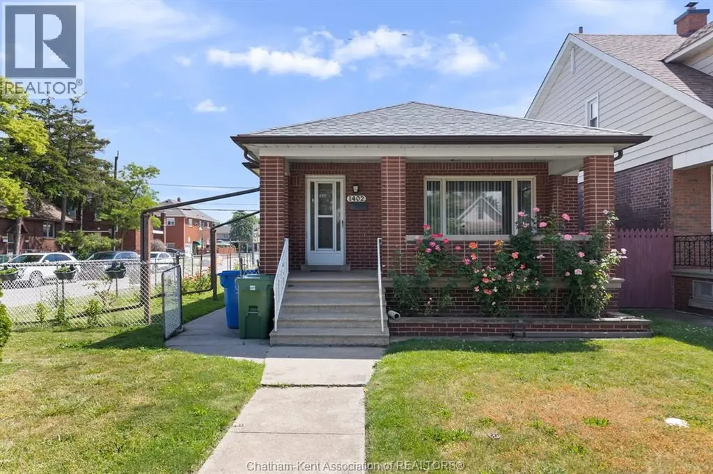 1402 Elsmere Avenue Windsor ON N8X 4G9