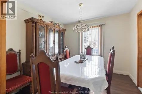 1402 Elsmere Avenue Windsor ON N8X 4G9