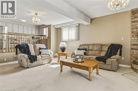 565 Stone Church Road West Hamilton ON L9B 1A5