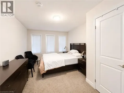 9 Pim Lane Ancaster ON L9K 0K1