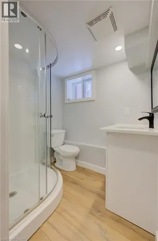 21 Fairview Avenue Kitchener ON N2H 3E7
