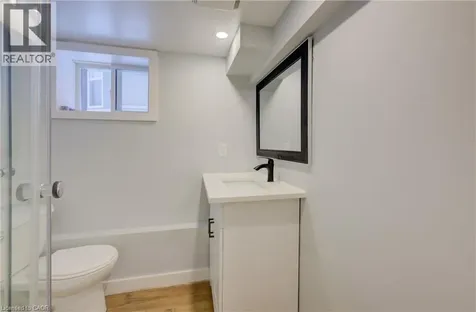 21 Fairview Avenue Kitchener ON N2H 3E7