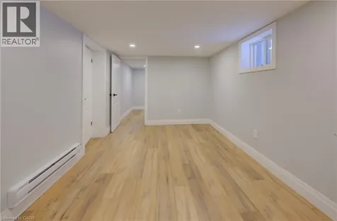 21 Fairview Avenue Kitchener ON N2H 3E7