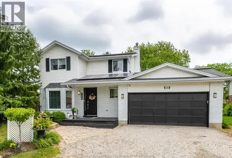 130 Royal Crescent Belle River ON N0R 1A0