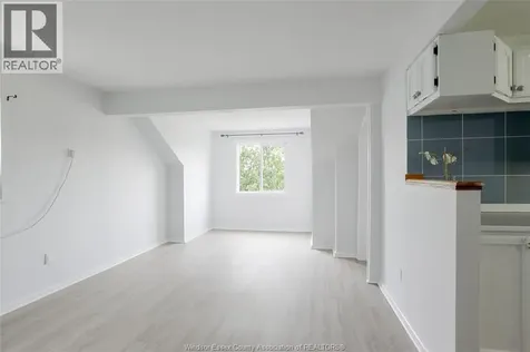 1453 Marentette Windsor ON N8X 4E2