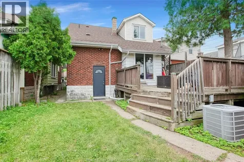 1453 Marentette Windsor ON N8X 4E2