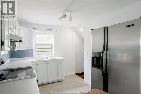 1453 Marentette Windsor ON N8X 4E2