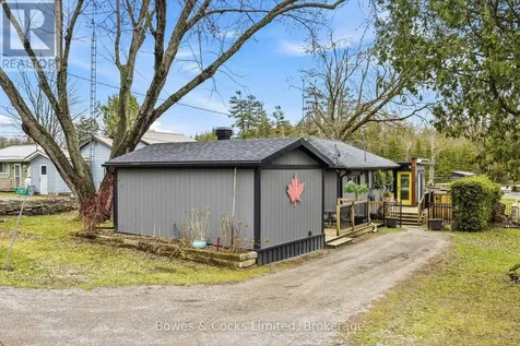 2817 River Avenue Selwyn ON K0L 3G0