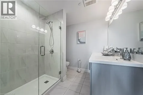 1 Redfern Avenue Hamilton ON L9C 0E6