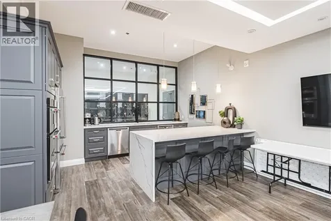1 Redfern Avenue Hamilton ON L9C 0E6