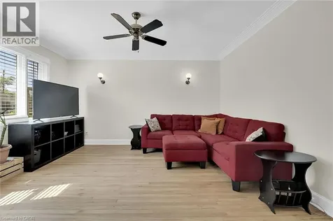 70 Concord Avenue St. Catharines ON L2M 5N8