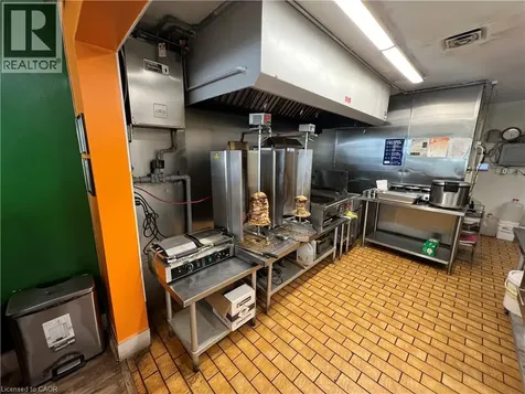 309 Grays Road Hamilton ON L8E 1V6