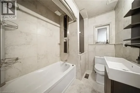 1403 Selkirk Avenue Oakville ON L6L 2V5