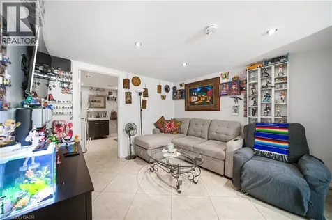 1403 Selkirk Avenue Oakville ON L6L 2V5