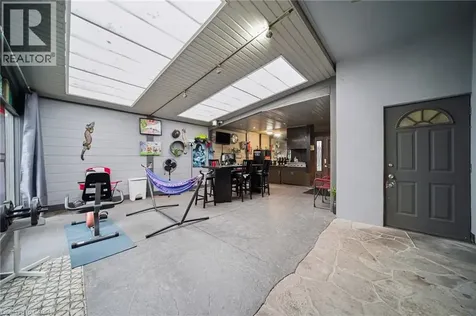 1403 Selkirk Avenue Oakville ON L6L 2V5
