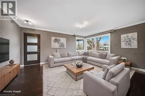 1403 Selkirk Avenue Oakville ON L6L 2V5