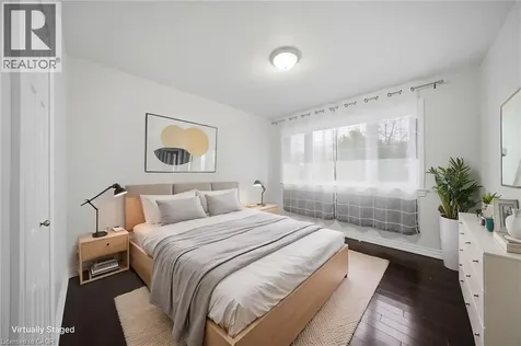 1403 Selkirk Avenue Oakville ON L6L 2V5