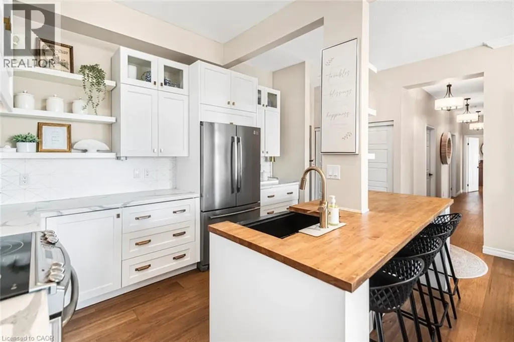 262 Dundas Street East Hamilton ON L8B 1A9