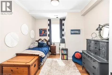 262 Dundas Street East Hamilton ON L8B 1A9