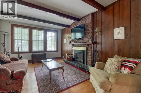 261 Macnab Street Dundas ON L9H 2K4