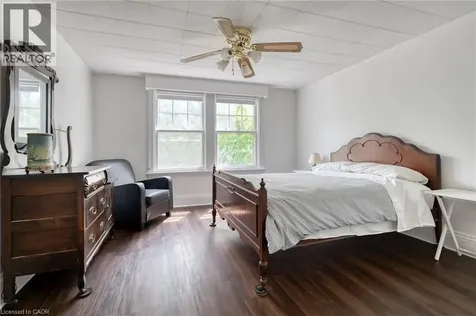 261 Macnab Street Dundas ON L9H 2K4