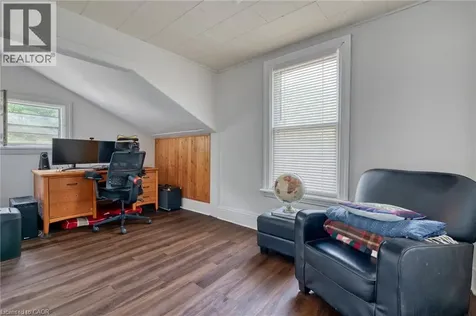 261 Macnab Street Dundas ON L9H 2K4