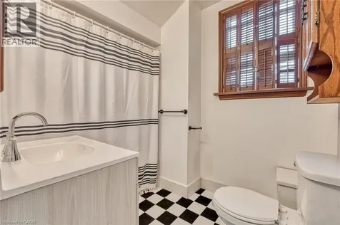 261 Macnab Street Dundas ON L9H 2K4