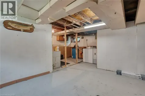 261 Macnab Street Dundas ON L9H 2K4