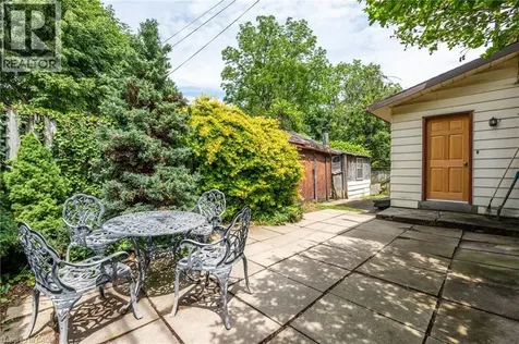 261 Macnab Street Dundas ON L9H 2K4