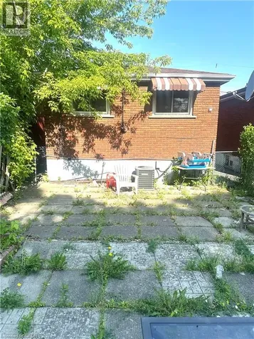 70 Ellis Avenue Hamilton ON L8H 4L9