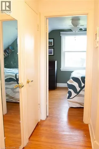 182 Erindale Avenue Hamilton ON L8K 4R4