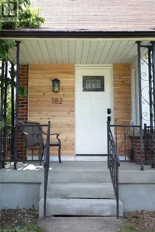 182 Erindale Avenue Hamilton ON L8K 4R4