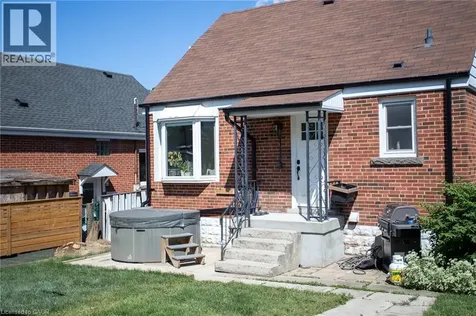 182 Erindale Avenue Hamilton ON L8K 4R4