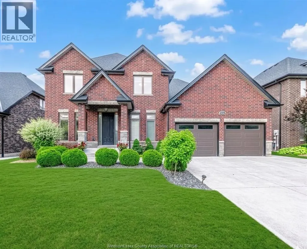 4146 Daytona Avenue Lasalle ON N9H 0G8
