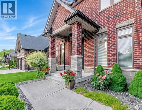 4146 Daytona Avenue Lasalle ON N9H 0G8