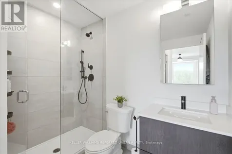 6 David Eyer Road Richmond Hill ON L4S 0N5