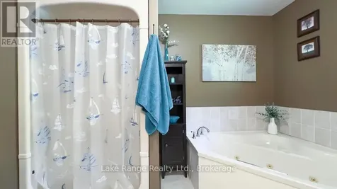 201 Shadywood Crescent Huron-kinloss ON N2Z 2X3
