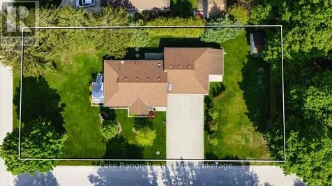 201 Shadywood Crescent Huron-kinloss ON N2Z 2X3