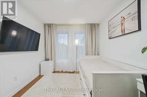 908 Oaktree Crescent Newmarket (summerhill Estates) ON L3X 2Z1