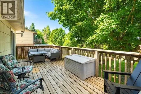 24 Roseneath Crescent Kitchener ON N2E 1V9