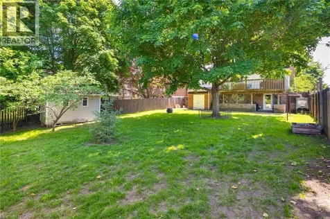 24 Roseneath Crescent Kitchener ON N2E 1V9