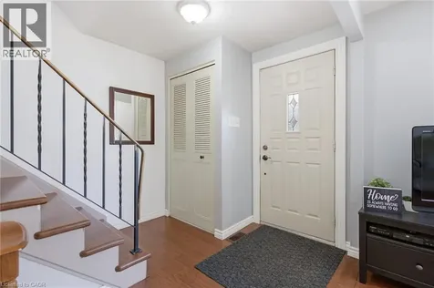 24 Roseneath Crescent Kitchener ON N2E 1V9