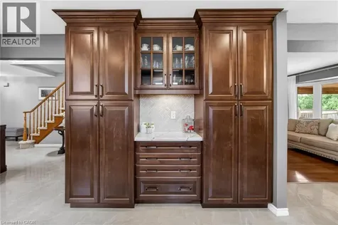43 Puritan Court Stoney Creek ON L8E 4K9