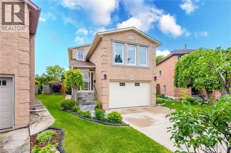 43 Puritan Court Stoney Creek ON L8E 4K9