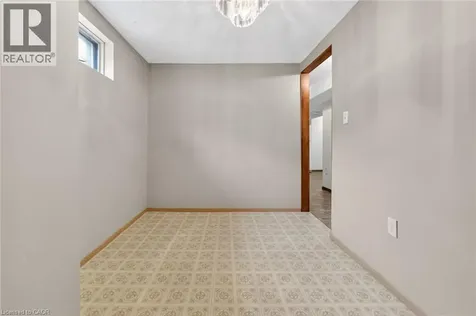43 Puritan Court Stoney Creek ON L8E 4K9