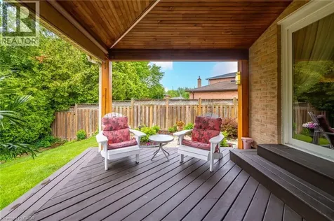 43 Puritan Court Stoney Creek ON L8E 4K9