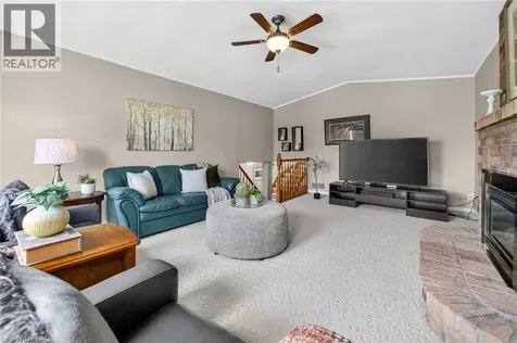 43 Puritan Court Stoney Creek ON L8E 4K9