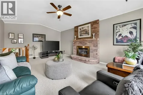 43 Puritan Court Stoney Creek ON L8E 4K9