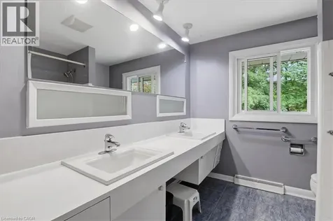 627 Westmount Road West Kitchener ON N2M 1R7
