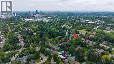 627 Westmount Road West Kitchener ON N2M 1R7